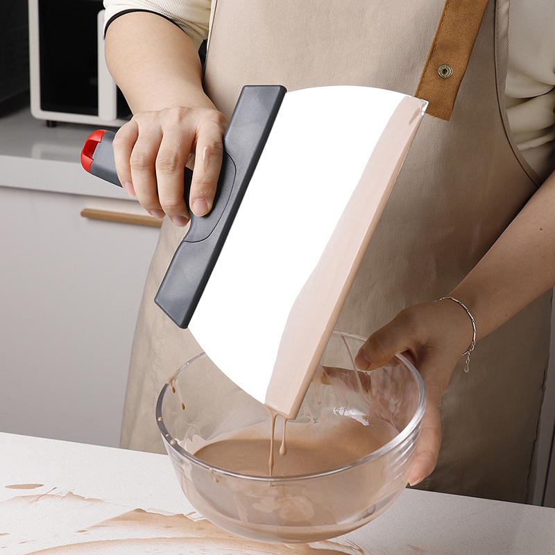 Stainless Steel Dough Scraper  - Kitchen Gadgets List 评论和价格